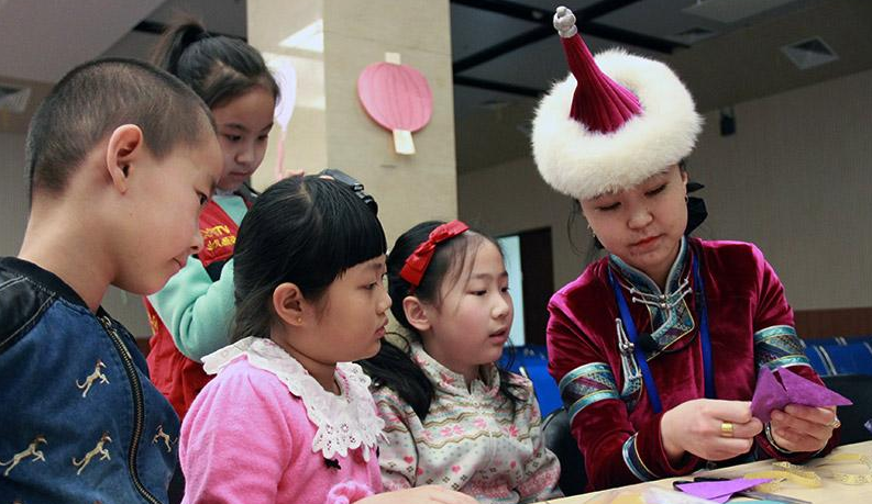 内蒙古博物馆蒙古族传统帽饰文化活动